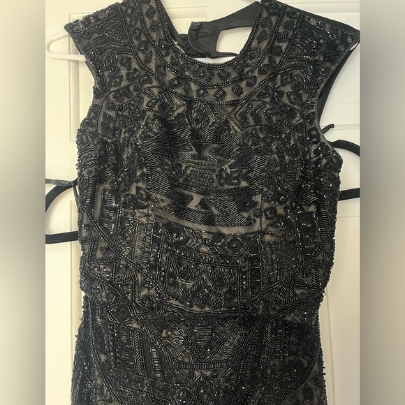 Beautiful black beaded top with matching skirt - Picture 4 of 5